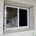 kahepoolne avatav aken enator doors